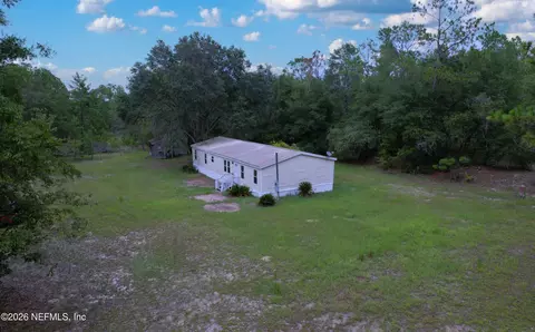 173 Hill Top Loop, Hawthorne, FL 32640 photo 9