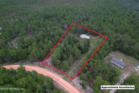 173 Hill Top Loop, Hawthorne, FL 32640 photo 7