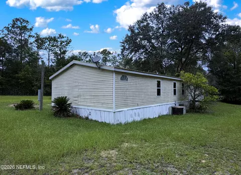 173 Hill Top Loop, Hawthorne, FL 32640 photo 4