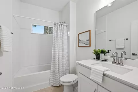 Bath - 108 Aspen Rd, Saint Augustine, FL 32086 photo 2 of 2