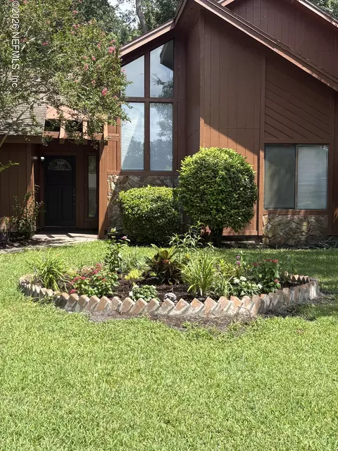 3171 Misty Creek Ln, Jacksonville, FL 32216