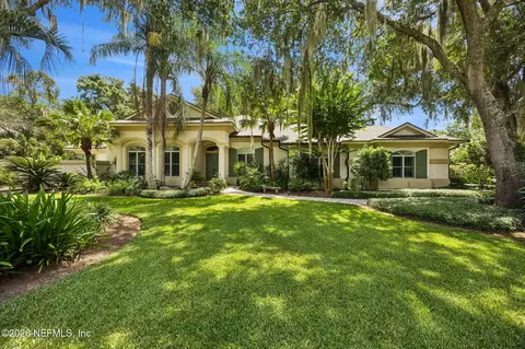 17 Harrison Creek Rd, Fernandina Beach, FL 32034