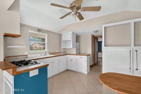 Kitchen - 7905 Colee Cove Rd, Saint Augustine, FL 32092 photo 3 of 3