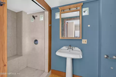 Bath - 7905 Colee Cove Rd, Saint Augustine, FL 32092 photo 4 of 4