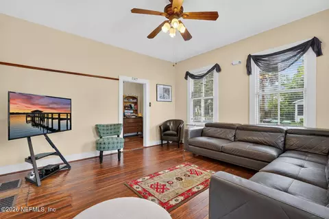 Living - 31 Sanford St, Saint Augustine, FL 32084 photo 3 of 3