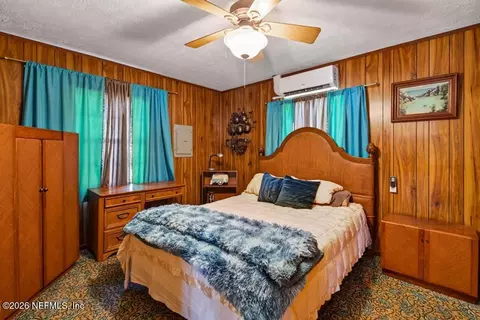 Bedroom - 172 Silver Lake Dr, Interlachen, FL 32148 photo 4 of 8