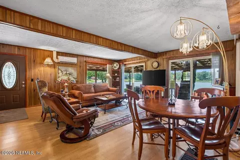 Dining - 172 Silver Lake Dr, Interlachen, FL 32148 photo 5 of 6