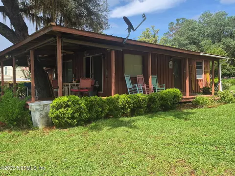 Exterior - 172 Silver Lake Dr, Interlachen, FL 32148 photo 4 of 26