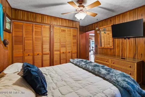 Bedroom - 172 Silver Lake Dr, Interlachen, FL 32148 photo 7 of 8