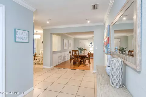 Entry Way - 159 Southwind Cir, Saint Augustine, FL 32080 photo 2 of 2