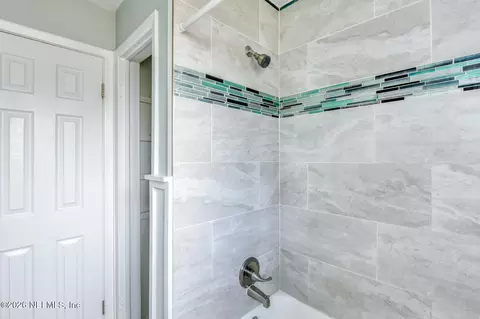 Bath - 159 Southwind Cir, Saint Augustine, FL 32080 photo 4 of 4