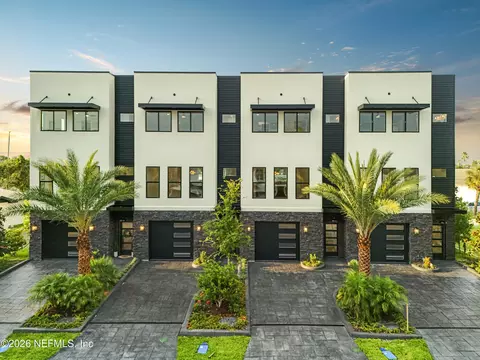 Exterior - 304 Arricola Ave, Saint Augustine, FL 32080 photo 4 of 4