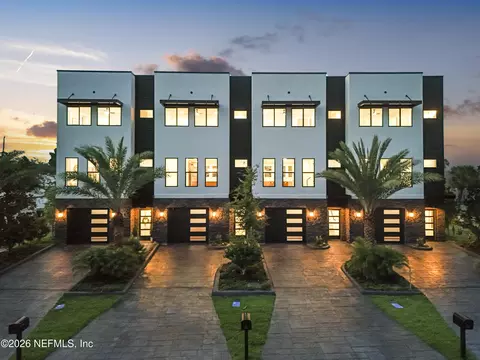 Exterior - 304 Arricola Ave, Saint Augustine, FL 32080 photo 3 of 4