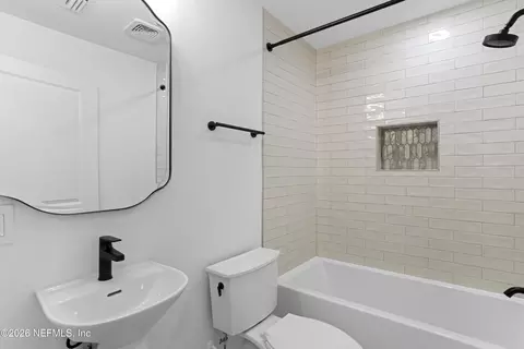 Bath - 306 Arricola Ave, Saint Augustine, FL 32080 photo 6 of 6