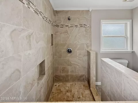 Bath - 477 Del Monte Dr, Saint Augustine, FL 32084 photo 8 of 10
