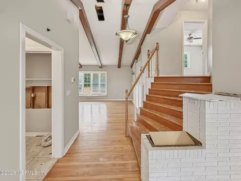 Entry Way - 477 Del Monte Dr, Saint Augustine, FL 32084 photo 5 of 10