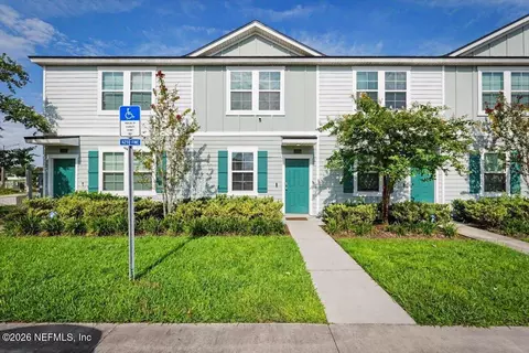 2880 Mule Deer Cir, Jacksonville, FL 32225