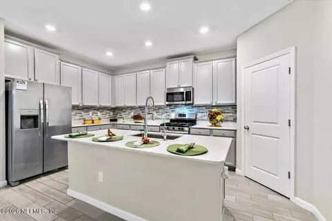 Kitchen - 1775 Amberly Dr, Middleburg, FL 32068 photo 1 of 4