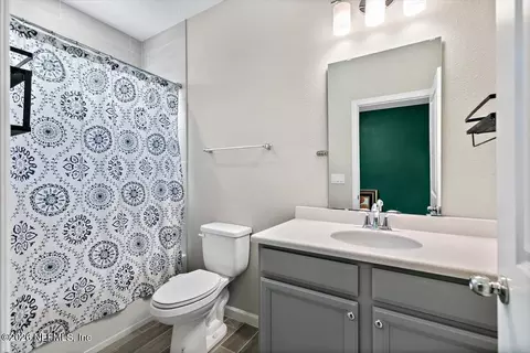 Bath - 1775 Amberly Dr, Middleburg, FL 32068 photo 4 of 4