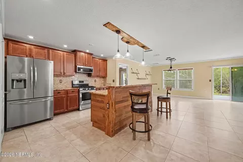 Kitchen - 137 Lakeside Ct, Bunnell, FL 32110 photo 1 of 3