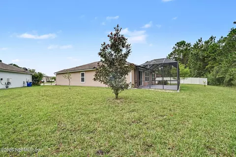 Exterior - 137 Lakeside Ct, Bunnell, FL 32110 photo 1 of 3