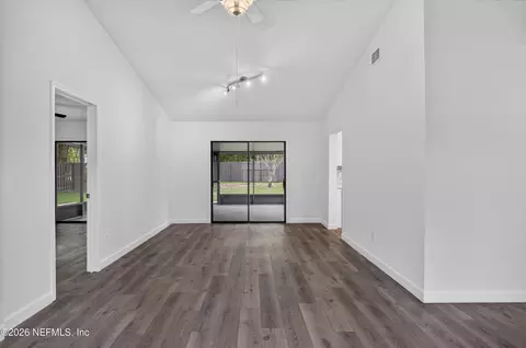 Living - 551 Deltona Blvd, Saint Augustine, FL 32086 photo 2 of 4