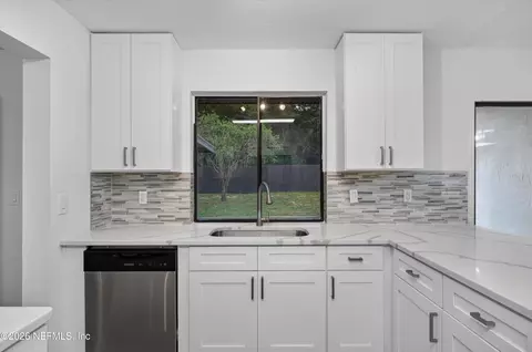 Kitchen - 551 Deltona Blvd, Saint Augustine, FL 32086 photo 4 of 4