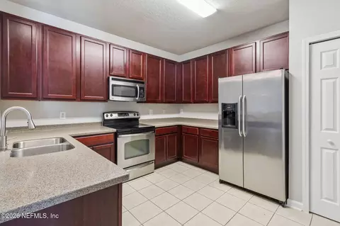 4917 Key Lime Dr #202, Jacksonville, FL 32256