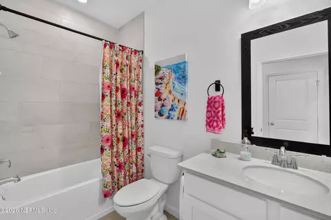 Bath - 27 Blue Cypress Trl, Saint Augustine, FL 32084 photo 4 of 5