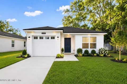 8040 Siskin Ave, Jacksonville, FL 32219