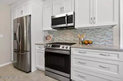 Kitchen - 639 Aleida Dr, Saint Augustine, FL 32086 photo 2 of 4