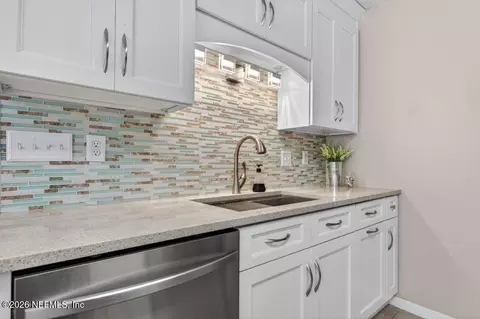 Kitchen - 639 Aleida Dr, Saint Augustine, FL 32086 photo 3 of 4