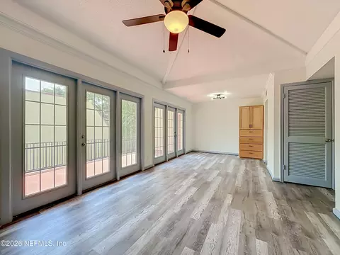 6515 W La Mirada Dr #2, Jacksonville, FL 32217