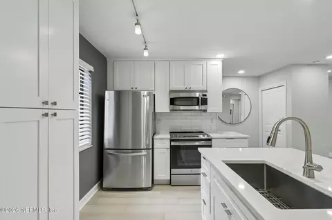 Kitchen - 600 Domenico Cir #A2, Saint Augustine, FL 32086 photo 5 of 5
