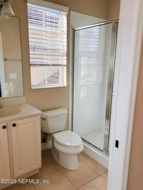 Bath - 523 Hedgewood Dr, Saint Augustine, FL 32092 photo 3 of 4