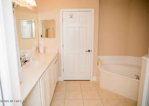 Bath - 523 Hedgewood Dr, Saint Augustine, FL 32092 photo 1 of 4