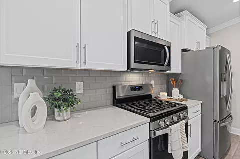 Kitchen - 91 Alagon Way, Saint Augustine, FL 32084 photo 5 of 5