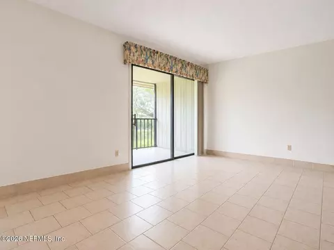 Living - 20 Cristina Ct, Saint Augustine, FL 32086 photo 2 of 3