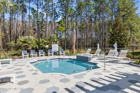 Exterior - 482 Continuum Loop, Yulee, FL 32097 photo 10 of 11
