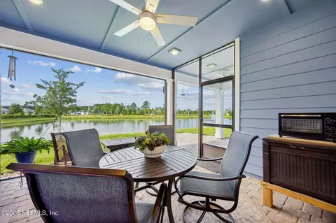 Exterior - 482 Continuum Loop, Yulee, FL 32097 photo 4 of 11