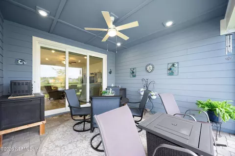Exterior - 482 Continuum Loop, Yulee, FL 32097 photo 5 of 11