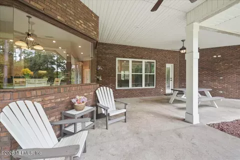 Exterior - 3568 Stratton Rd, Jacksonville, FL 32221 photo 4 of 6