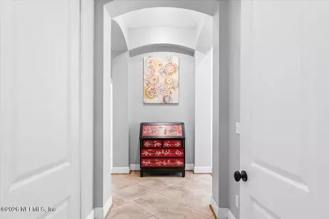 Entry Way - 3568 Stratton Rd, Jacksonville, FL 32221 photo 6 of 7