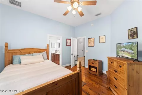 Bedroom - 3568 Stratton Rd, Jacksonville, FL 32221 photo 4 of 7
