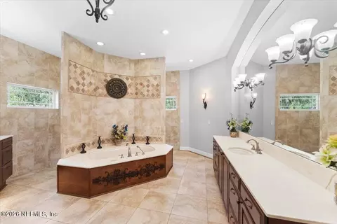Bath - 3568 Stratton Rd, Jacksonville, FL 32221 photo 4 of 9