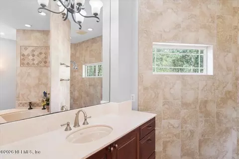 Bath - 3568 Stratton Rd, Jacksonville, FL 32221 photo 6 of 9