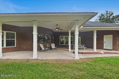 Exterior - 3568 Stratton Rd, Jacksonville, FL 32221 photo 5 of 6