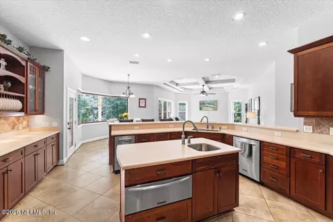 Kitchen - 3568 Stratton Rd, Jacksonville, FL 32221 photo 7 of 8
