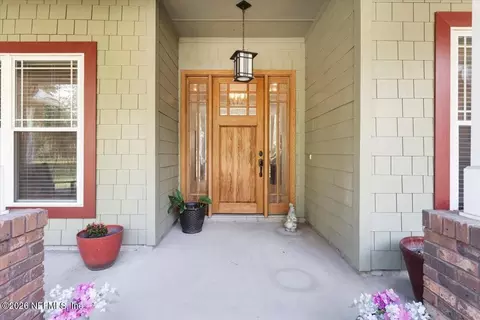 Exterior - 3568 Stratton Rd, Jacksonville, FL 32221 photo 2 of 6