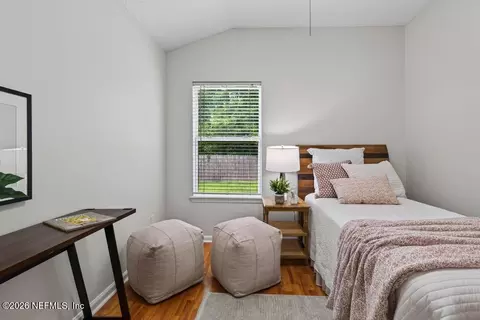 Bedroom - 7883 Chase Meadows Dr E, Jacksonville, FL 32256 photo 4 of 10